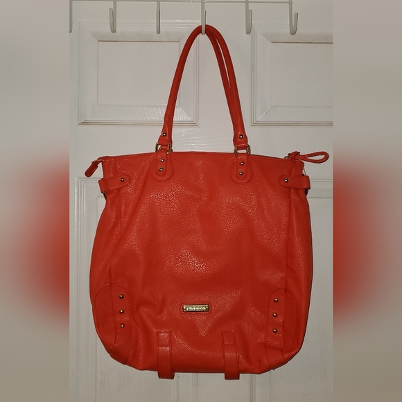 Steve Madden Handbags - Steve MADDEN Large coral tote bag